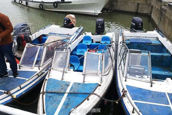 辽宁遭暴雨侵袭致城市内涝 紧急转移12万人