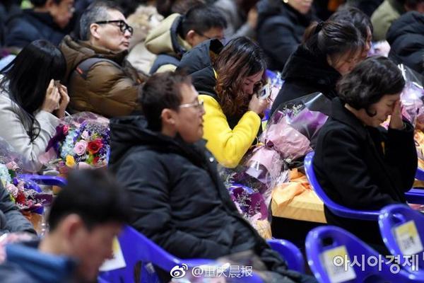 歲月從不敗美人：張鈞甯的「自律哲學」，如何在快節奏中活出最精緻的自由？ 