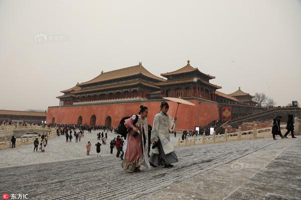 广州白云t2是机场南还是机场北