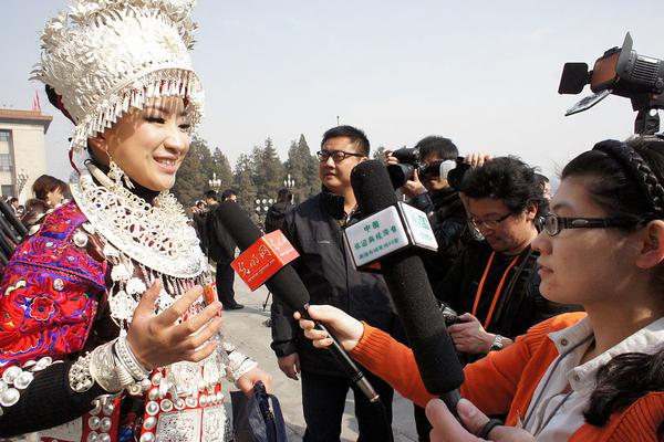 八大关枫叶在哪条路