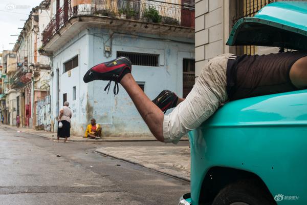 2024香港數據計劃最強攻略：告別網絡焦慮，教你揀最抵、最快、最啱用嘅Data Plan！ 