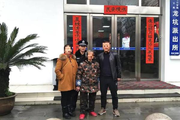 刷屏的“云火锅之约” 背后有很多故事值得点赞