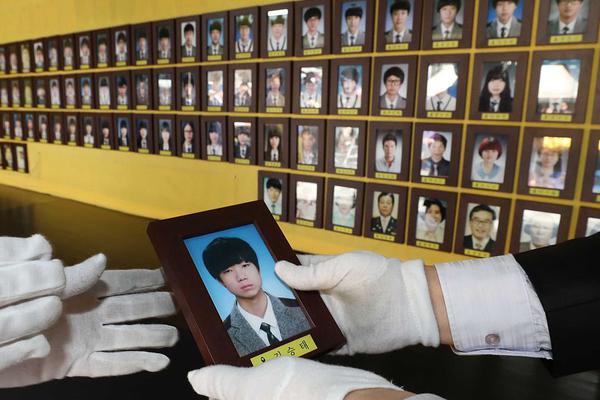 《根本停不下来》直面失控生活
