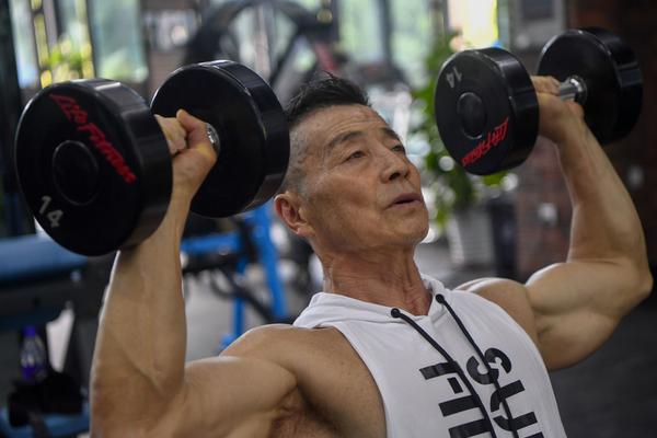 相山区新华社区：把爱存在“时间银行”