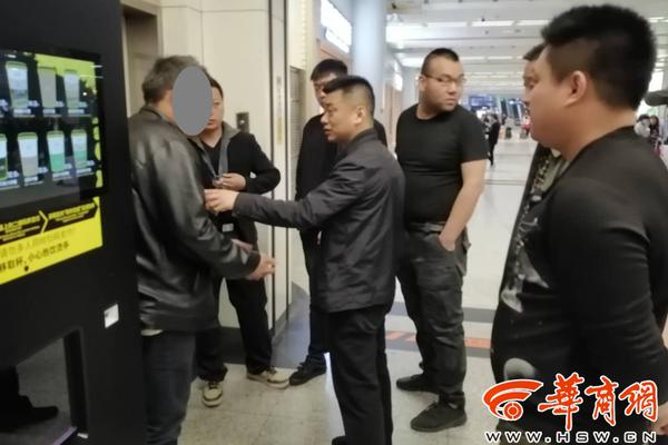 乌拉圭国家手球队37人抵达柳州 将进行35天集训