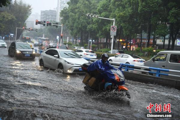 均达峰值！春节哈尔滨累计接待游客1009.3万人次 旅游总收入164.2亿元