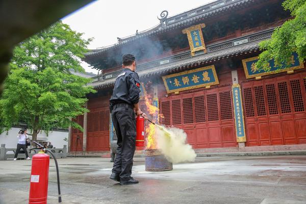 江南华南降雨明起减弱 北方气温波动上升