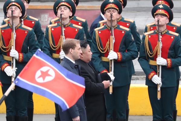 詹姆斯明日出战可能性50% 浓眉哥也有可能休息