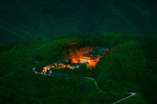 巴萨2012阵容-爱游戏App官方下载入口-爱游戏