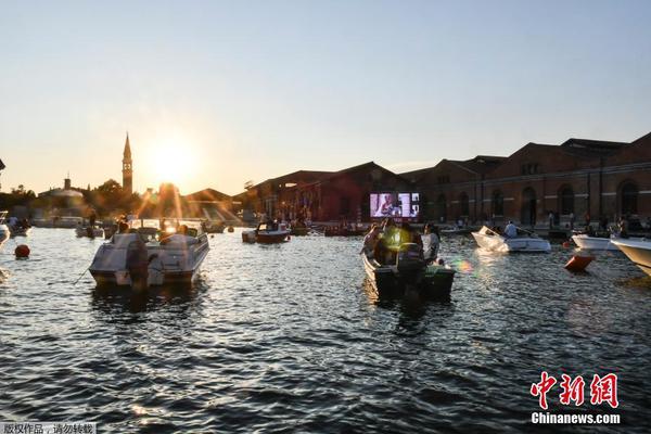 拜仁创纪录夺冠