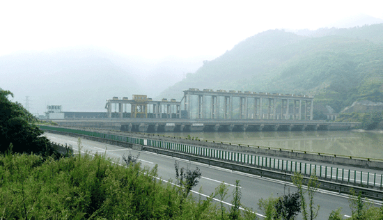 伊力集团开发的张窝电站大坝