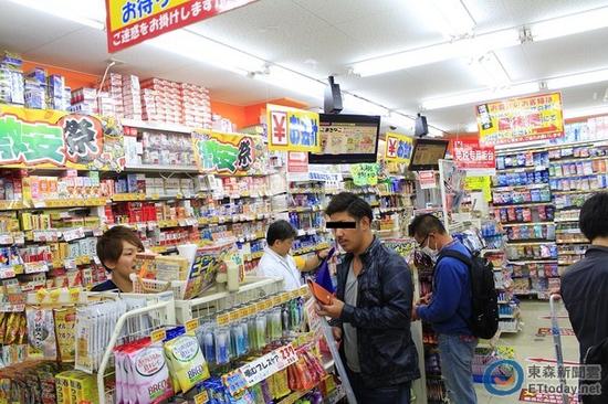 多数台湾人游日本很低调，就怕被误认是大陆观光客。（台湾东森新闻云）