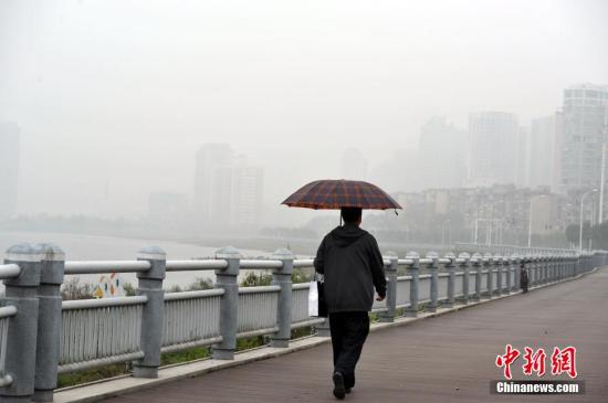 京津冀等48城现重度及以上污染 8城启红色预警1