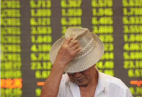 中国股市特有的“个股涨跌停板+大盘熔断机制”，也备受争议。