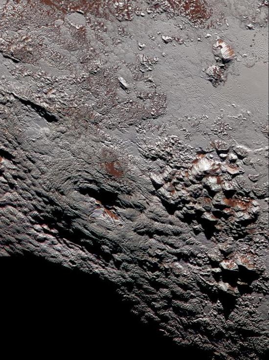 冥王星疑似冰火山高分辨率彩图