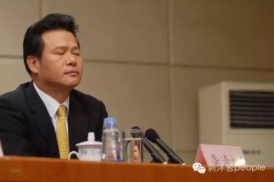 1月19日晚,中纪委网站发布消息: 中共中央台湾工作办公室、国务院台湾事务办公室副主任龚清概涉嫌严重违纪,接受组织调查。