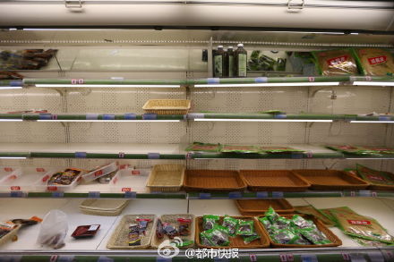 杭州超市出现抢购