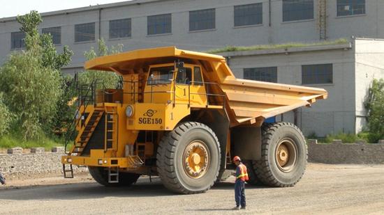 水厂铁矿内使用的同类型矿车。图片来自网络