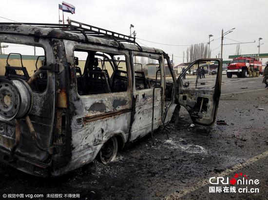 俄一处检查站遭汽车炸弹袭击 两名警察死亡(图