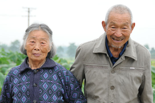 爷爷奶奶在一起66年，是在1949年新中国成立那年结婚的。