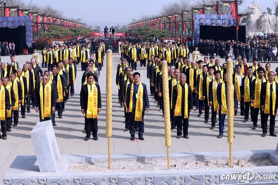 3月31日上午，“丙申年祭祀史圣司马迁大典”在韩城市司马迁祠广场举行。
