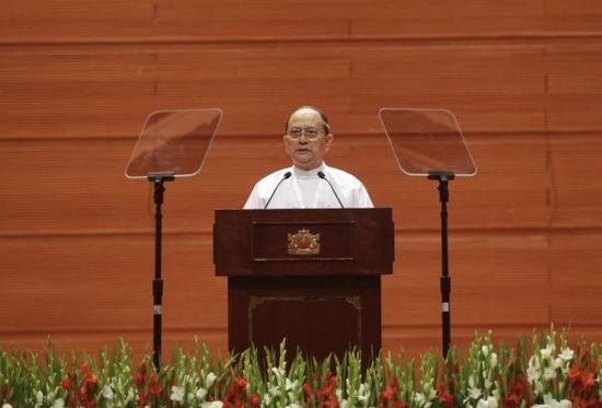 1月12日，在缅甸内比都，缅甸总统吴登盛在联邦和平会议开幕式上讲话。 新华社发