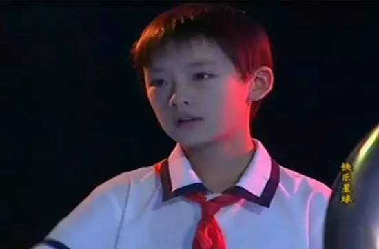 丁凯乐饭上TFBOYS?童年男神长大后画风闹哪