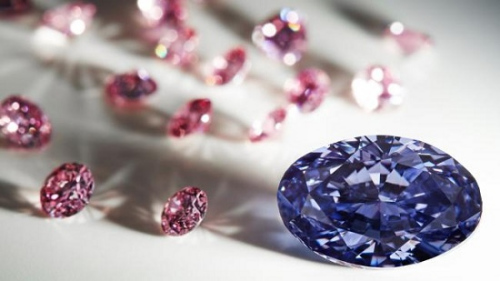 澳大利亚西部的矿区开出一枚罕见的紫色钻石。