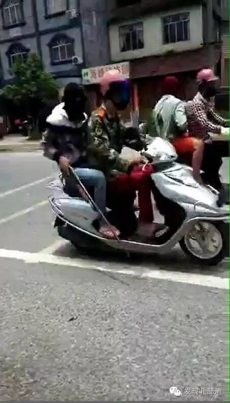 凶手蒙面驾车，出现在附近监控画面。图片来源“博白网”公众号