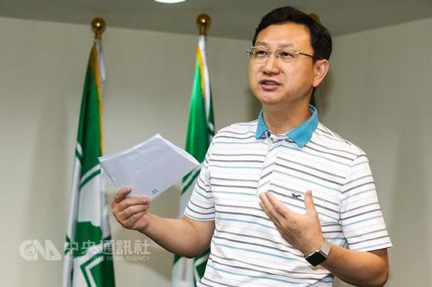 资料图:新任台湾当局“行政院”发言人童振源