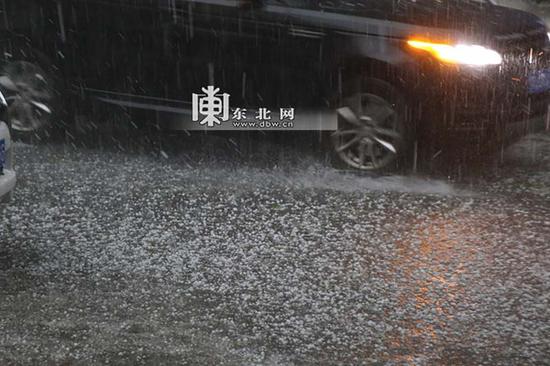 南方6省區(qū)迎暴雨 華北山東等地有雷暴大風(fēng)3