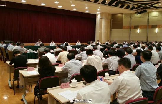 李克强总理6月20日下午在中国人民银行主持召开金融系统座谈会