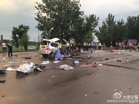 国道307线发生较大交通事故 3人死亡2人受伤