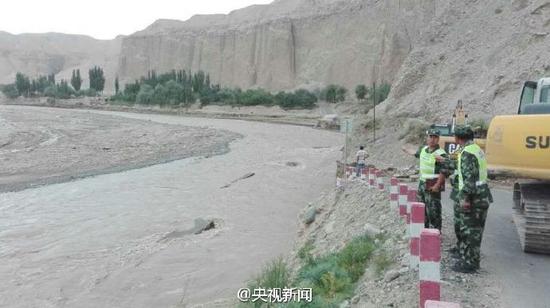 新疆叶城县泥石流灾害已致35人遇难