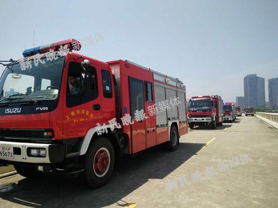 图说：事故现场。新民晚报新民网记者 范洁 摄