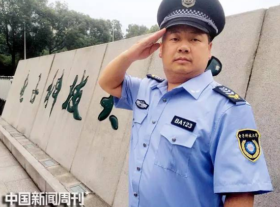 张永辉在电子科技大学当保安已有17年。