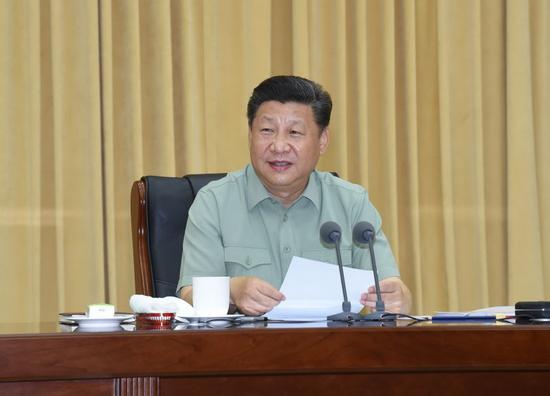习近平听取了陆军工作汇报并发表重要讲话(摄影:李刚)