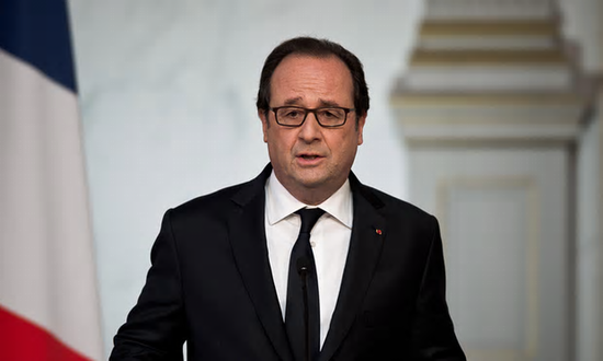 奥朗德说，特朗普的极端言行“令人作呕”。