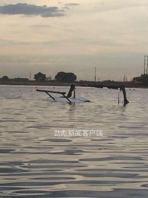 黑龙江齐齐哈尔一直升机坠入嫩江