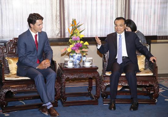 国务院总理李克强30日下午在北京会见来华进行正式访问的加拿大总理特鲁多。