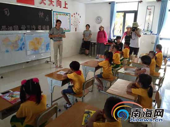 三沙永兴学校的孩子正在上课。南海网记者 高鹏 摄