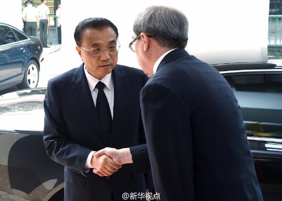 李克强总理吊唁乌兹别克斯坦总统卡里莫夫逝世