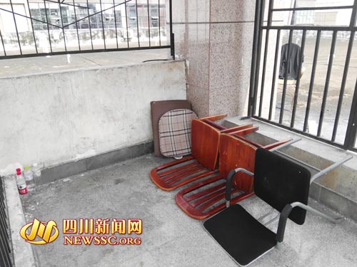 　男子的生活场所