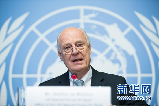 10月6日，联合国叙利亚问题特使德米斯图拉在瑞士日内瓦万国宫出席记者会。新华社记者 徐金泉 摄