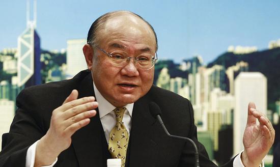 香港退休法官胡国兴参选特首系首名参选人士