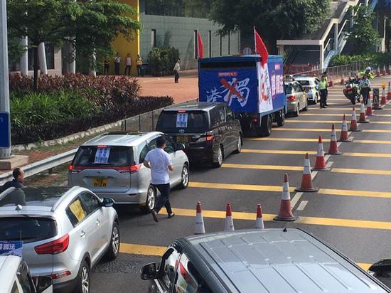 香港新界举行汽车游行“撑释法、反港独”