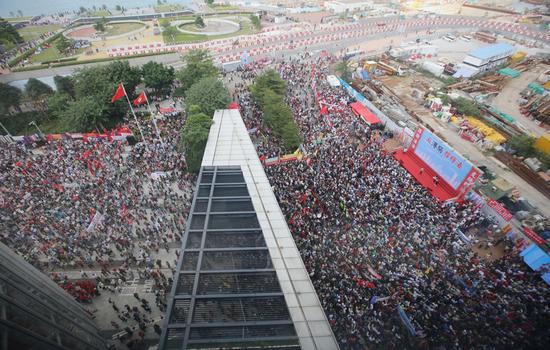 香港4万人参加“反港独撑释法”集会|香港|立法会|撑释法_新浪法院频道_新浪网