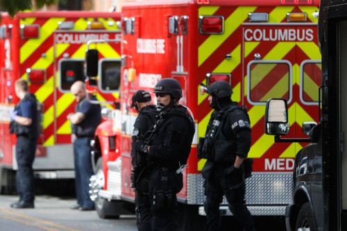 当地时间28日上午，美国俄亥俄州立大学发生攻击事件，至少9人受伤，嫌犯被警方击毙。