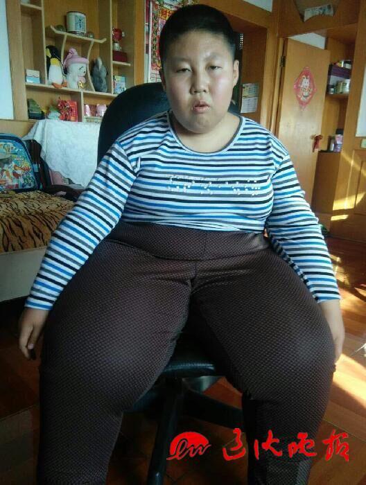 10岁的孙麒宇已经182斤