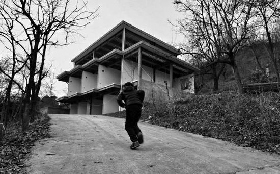 IT工程师辞职回乡创业卖香菇 三年亏几十万(图